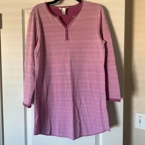Dockers nightgown